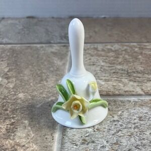 MARURI‎ MASTERPIECE China Bell Daffodil Flower Yellow Green Decorative Accent
